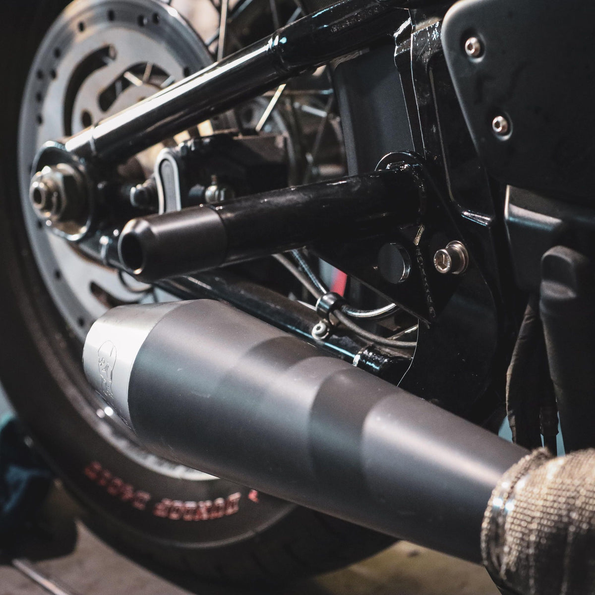 TWISTD M8 SOFTAIL SLIDERS/PILLION PEGS 2018+
