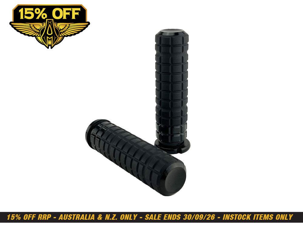 SpeedLiner Handgrips - Black. Fits H-D with Throttle Cable.