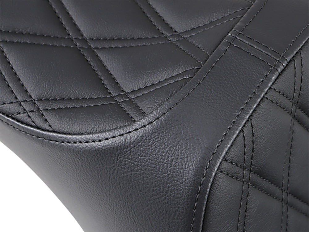 Predator 3 Dual Seat with Black Double Diamond Lattice Stitch. Fits Softail Deluxe 2018-2020, Slim 2018-2021, Standard 2020-2024 & Street Bob & Heritage Classic 2018up