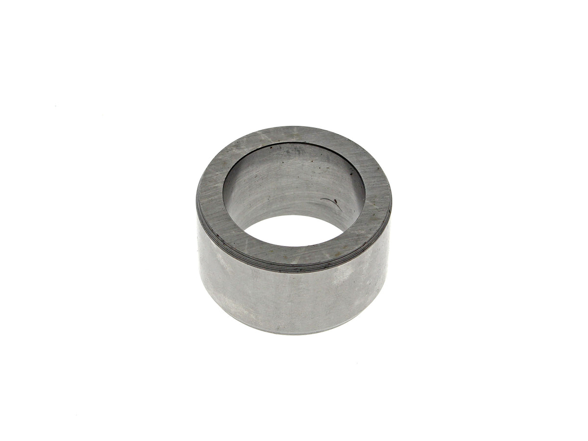 Sprocket Shaft Spacer. Fits Touring 1999-2002