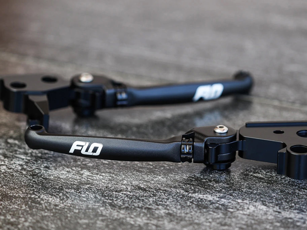 MX Levers - Black. Fits Softail 2015-2024