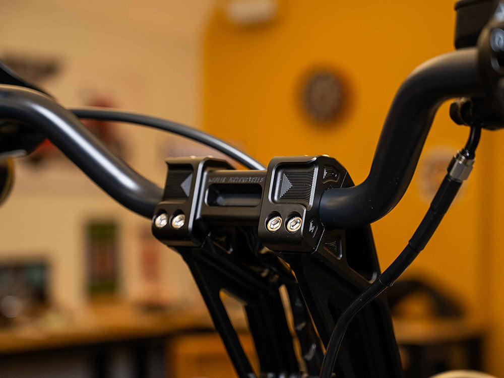 10in. Straight Fastback Risers – Black. Fits 1in. Handlebar – Kodlin