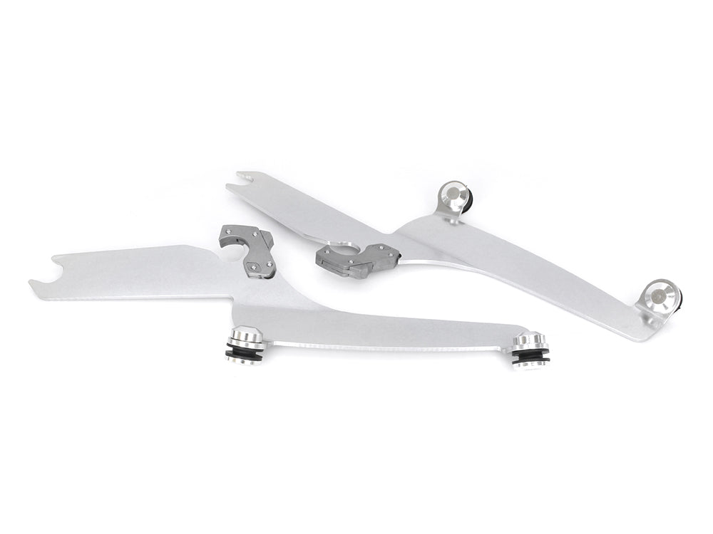 Windshield Mount Kit. Fits Yamaha V-Star XVS650 & 1100 Classic Models 1998up.