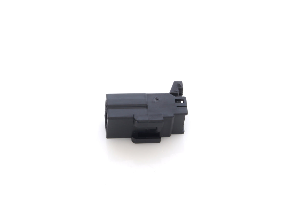 AMP Multilcok 3-Wire Cap Housing, OEM # 73104-96BK