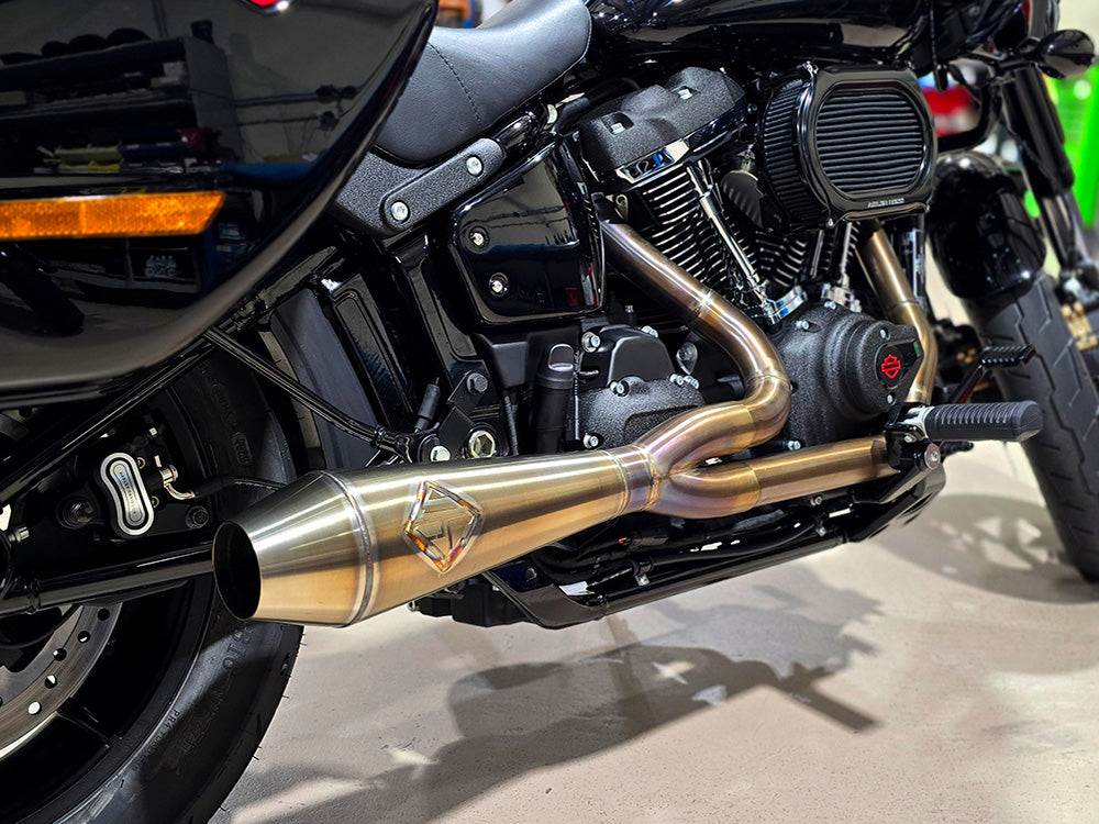 2-into-1 4.5in. Big Bore Exhaust – Stainless Steel. Fits Softail 2018up Non-240 Rear Tyre Models – SP Concepts Exhaust