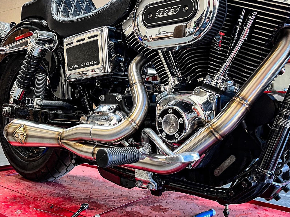 2-into-1 LaneSplitter Exhaust – Stainless Steel. Fits Dyna 2006-2017 – SP Concepts Exhaust
