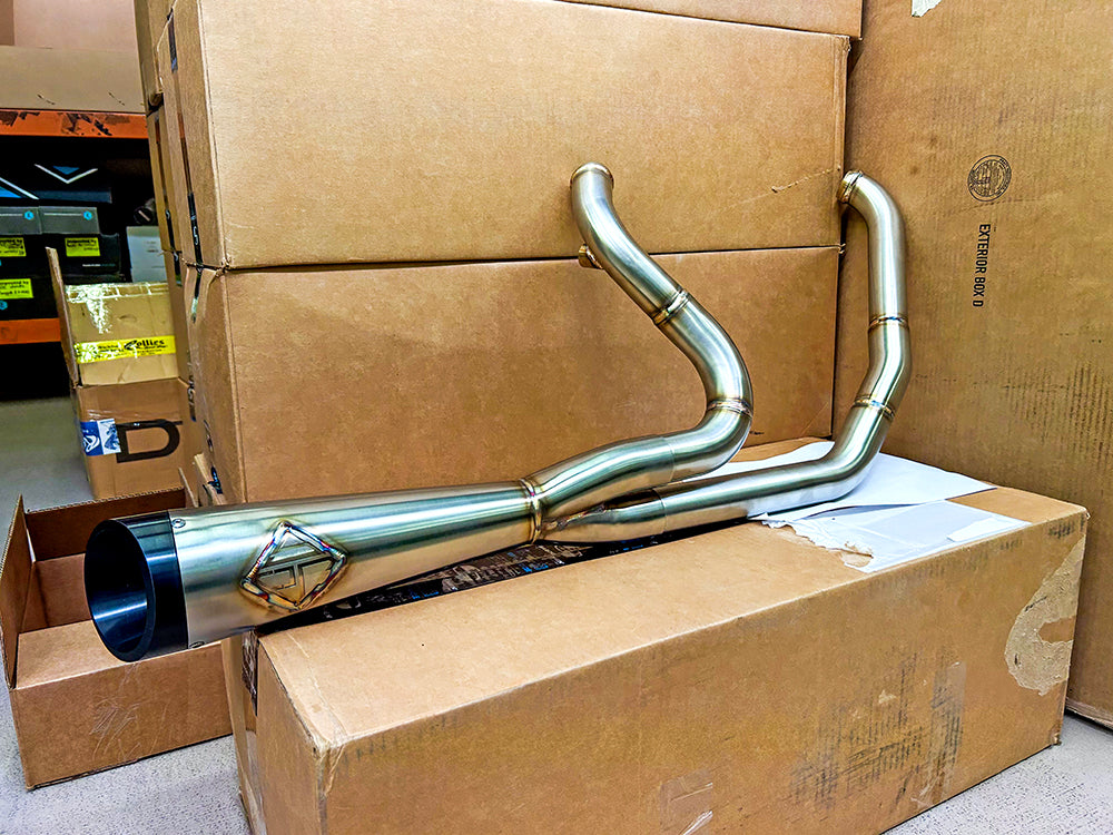 2-into-1 Cutback Exhaust – Stainless Steel with Black End Cap. Fits Dyna 2006-2017 – SP Concepts Exhaust