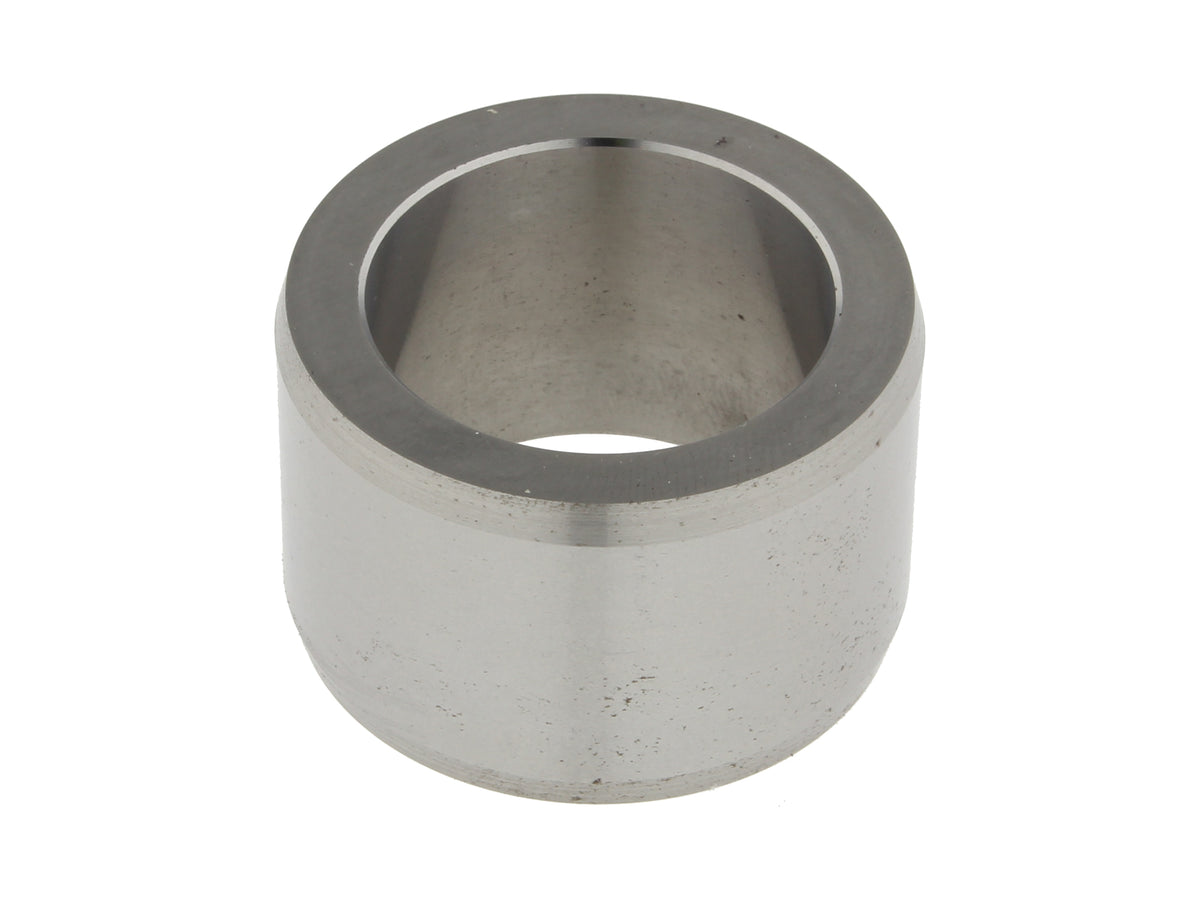 Sprocket Shaft Spacer. Fits Softail 2007-2017, Dyna 2006-17 & Touring 2003-2016.