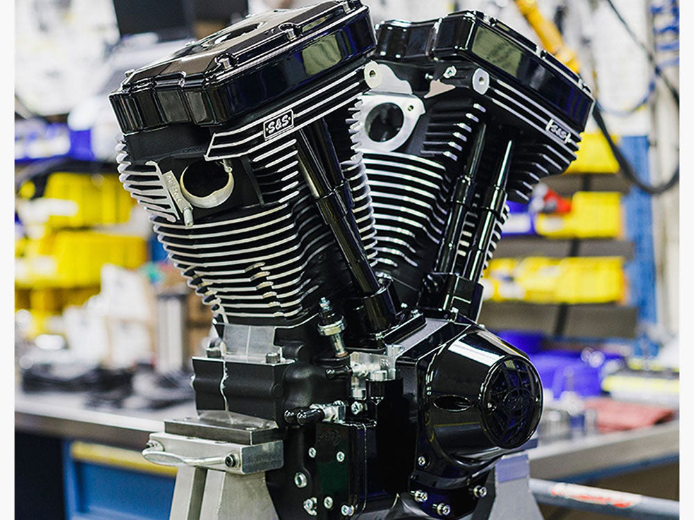 124ci Evo Engine - Black Edition, Black Covers