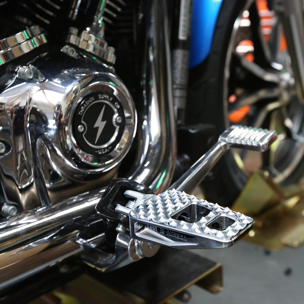 P-54 Footpegs – Chrome. Fits Softail 2018up Front
